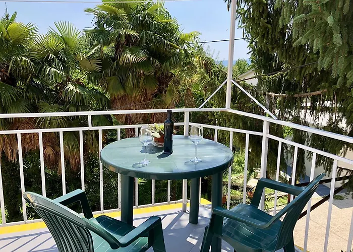 Apartmán Orthopedic Center Near With Free Parking, Quite And Privately Lovran